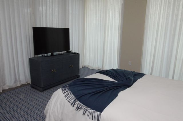80 HENDRICKS Isle 302, Fort Lauderdale, FL 33301