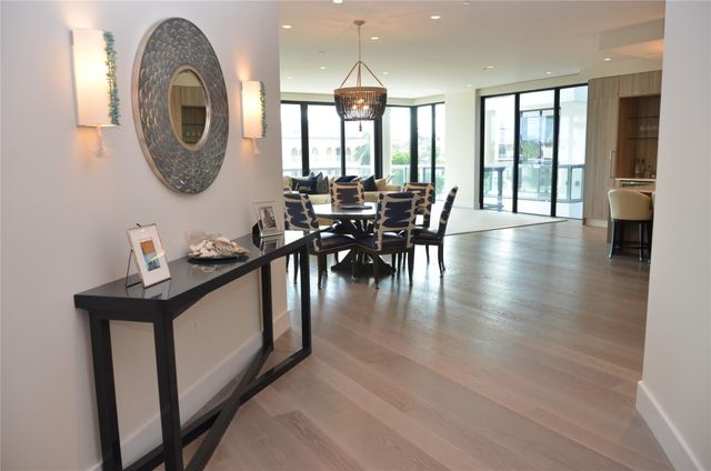 80 HENDRICKS Isle 302, Fort Lauderdale, FL 33301