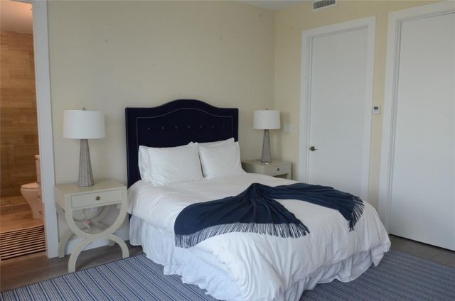 80 HENDRICKS Isle 302, Fort Lauderdale, FL 33301