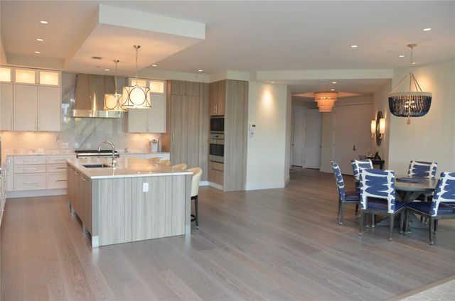 80 HENDRICKS Isle 302, Fort Lauderdale, FL 33301