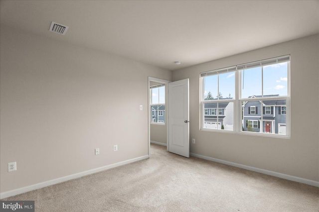 171 BIRMINGHAM DR, Middletown, VA 22645