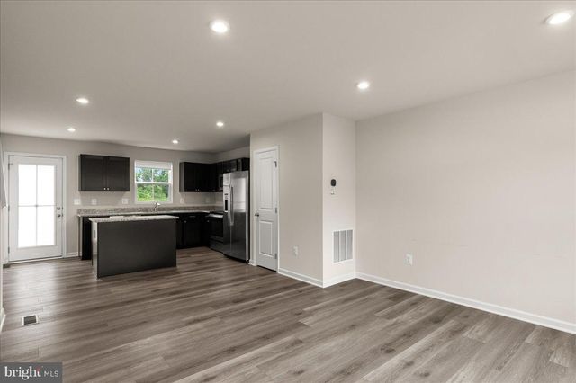 171 BIRMINGHAM DR, Middletown, VA 22645