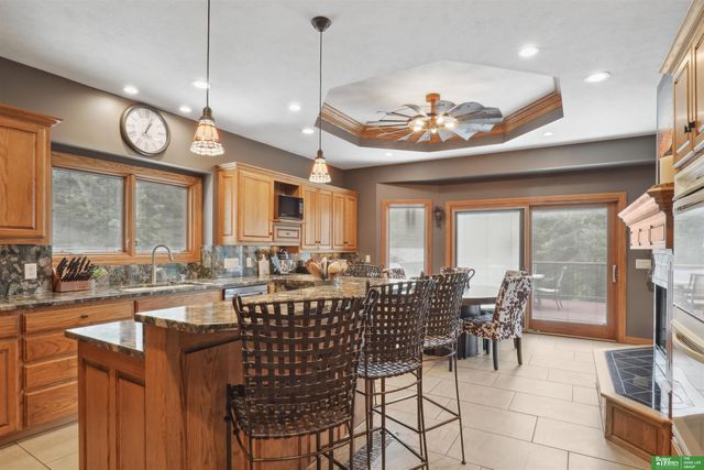 21085 Abbey Road, Council Bluffs, IA 51503