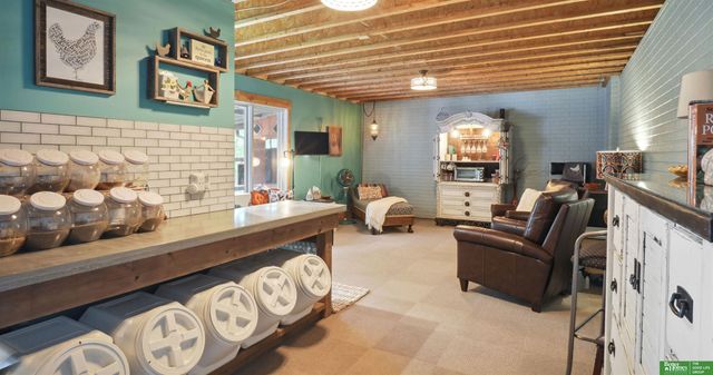 21085 Abbey Road, Council Bluffs, IA 51503