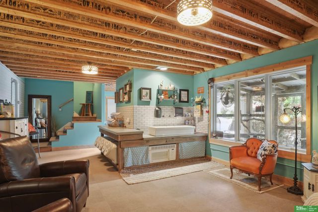 21085 Abbey Road, Council Bluffs, IA 51503