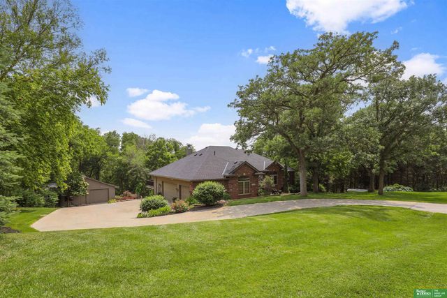 21085 Abbey Road, Council Bluffs, IA 51503