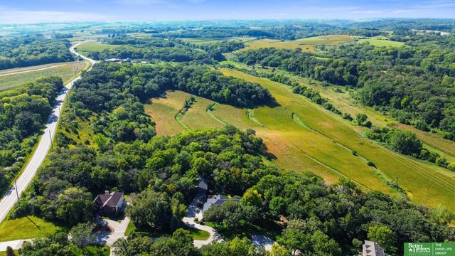 21085 Abbey Road, Council Bluffs, IA 51503