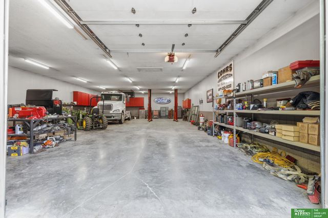 21085 Abbey Road, Council Bluffs, IA 51503