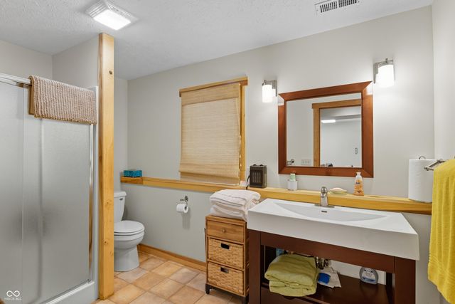 486 Oak Grove Road, Nashville, IN 47448