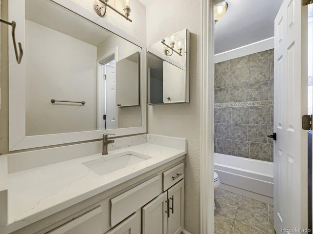 7654 W Ontario Pl, Littleton, CO 80128