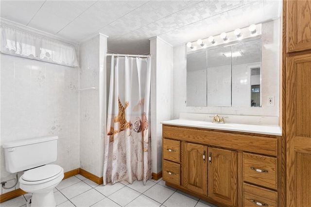 456 Elm Street, Warwick, RI 02888