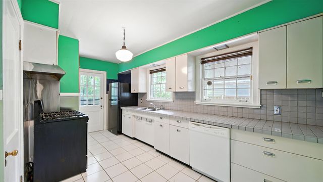 3330 HIGHLAND PARK PL, Memphis, TN 38111