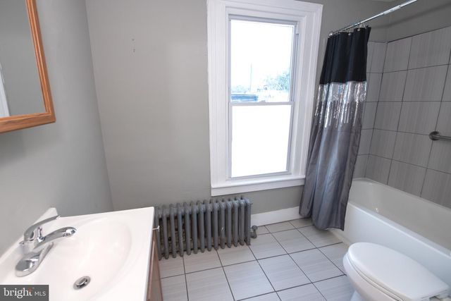 1667 DOUNTON ST, Philadelphia, PA 19140