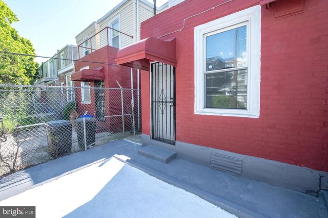 1667 DOUNTON ST, Philadelphia, PA 19140