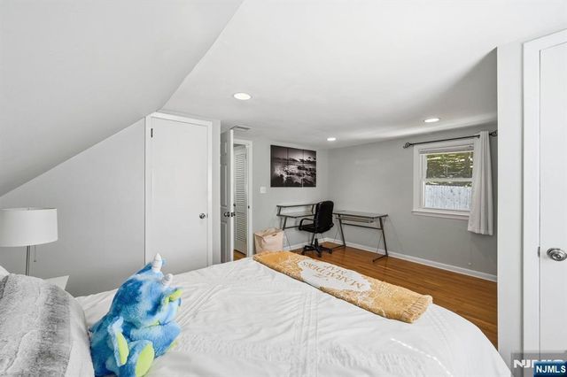 138 Rafkind Road, Bloomingdale, NJ 07403