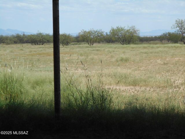 435 W Papago Way, Cochise, AZ 85606