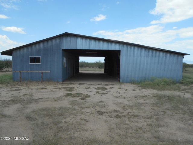 435 W Papago Way, Cochise, AZ 85606