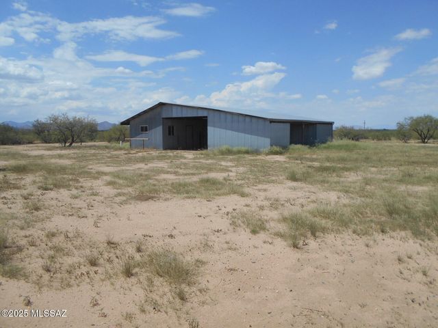 435 W Papago Way, Cochise, AZ 85606