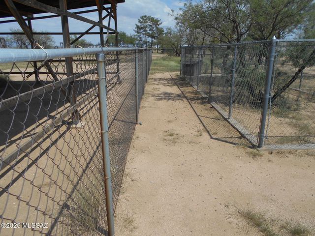 435 W Papago Way, Cochise, AZ 85606