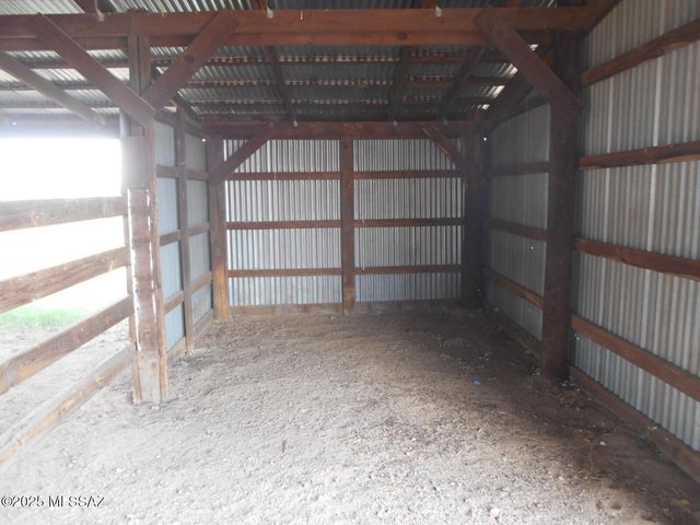 435 W Papago Way, Cochise, AZ 85606