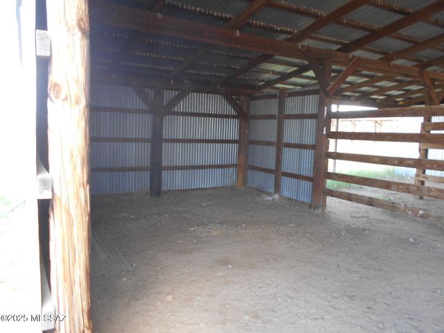 435 W Papago Way, Cochise, AZ 85606