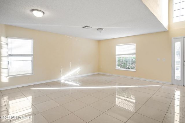 8190 FOXDALE Drive, Jacksonville, FL 32210