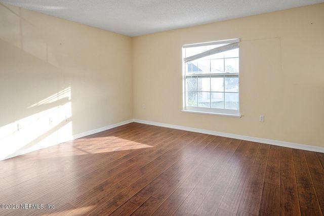 8190 FOXDALE Drive, Jacksonville, FL 32210