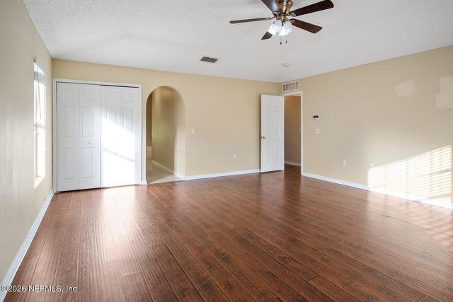 8190 FOXDALE Drive, Jacksonville, FL 32210