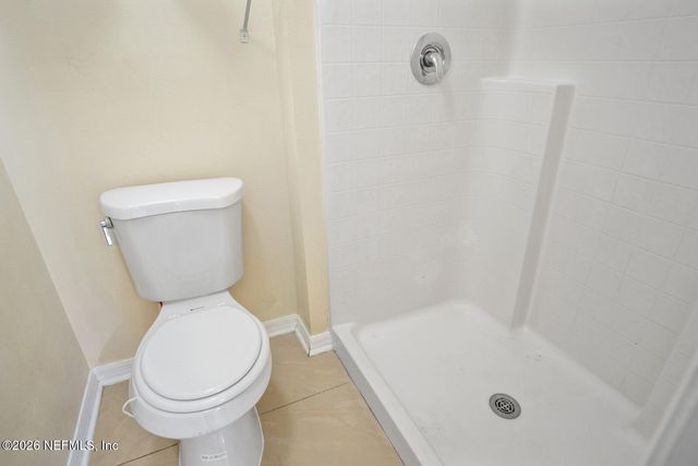 8190 FOXDALE Drive, Jacksonville, FL 32210
