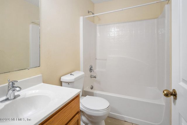 8190 FOXDALE Drive, Jacksonville, FL 32210