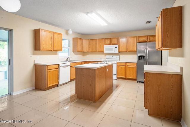 8190 FOXDALE Drive, Jacksonville, FL 32210