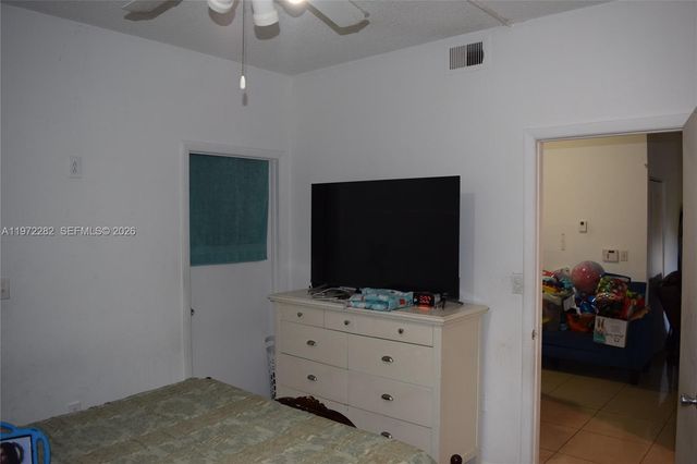 2391 NW 96th Terrace 19M, Pembroke Pines, FL 33024