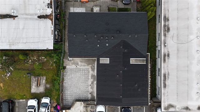 912 Glennwood Avenue NE, Renton, WA 98056