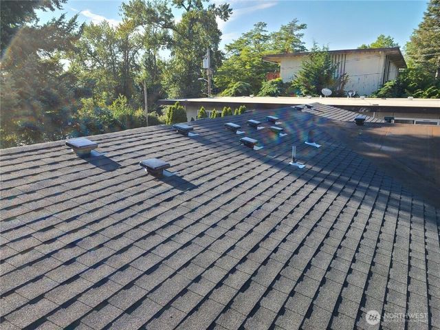 912 Glennwood Avenue NE, Renton, WA 98056