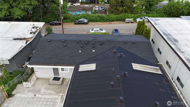 912 Glennwood Avenue NE, Renton, WA 98056