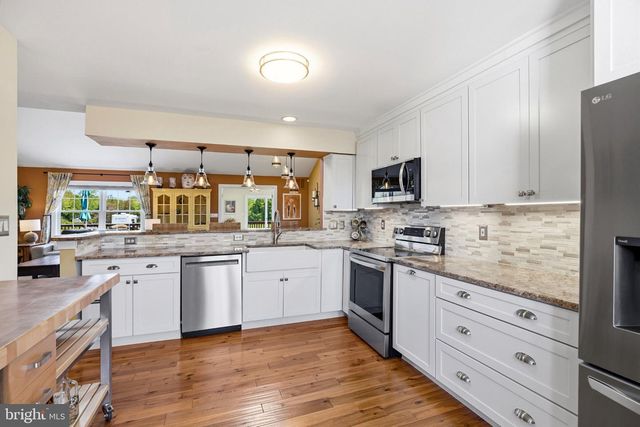 252 EAYRESTOWN RD, Southampton, NJ 08088