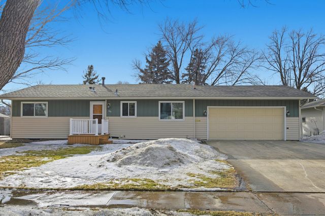 445 Rensvold Boulevard, Moorhead, MN 56560