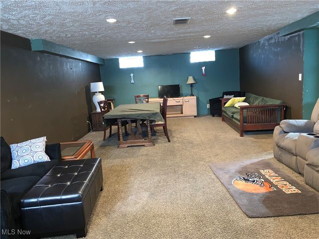 459 Lloyd Road, Euclid, OH 44132