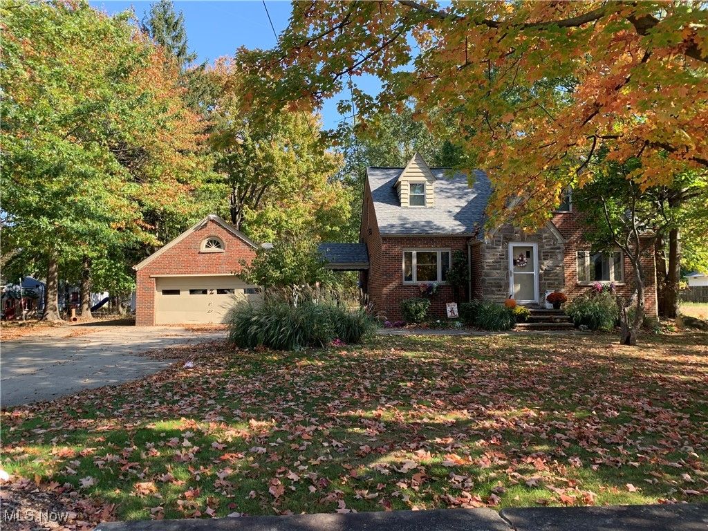 459 Lloyd Road, Euclid, OH 44132