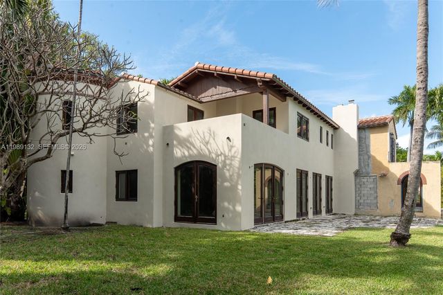 5005 Lakeview Drive, Miami Beach, FL 33140