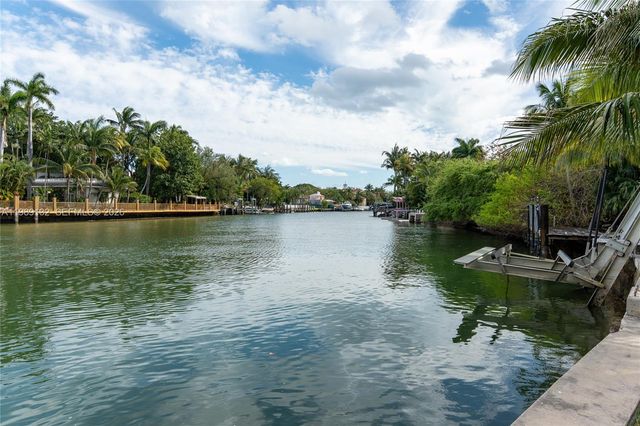 5005 Lakeview Drive, Miami Beach, FL 33140