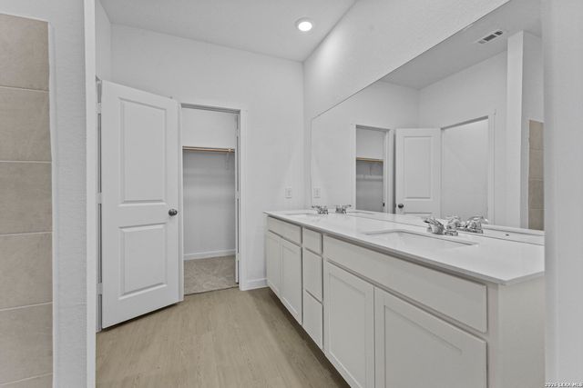 6525 Titan Park, Converse, TX 78109