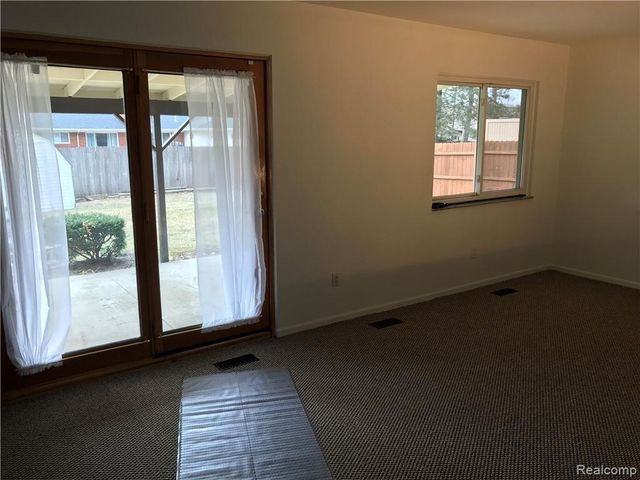3537 SAN MATEO Road, Waterford Charter Township, MI 48329