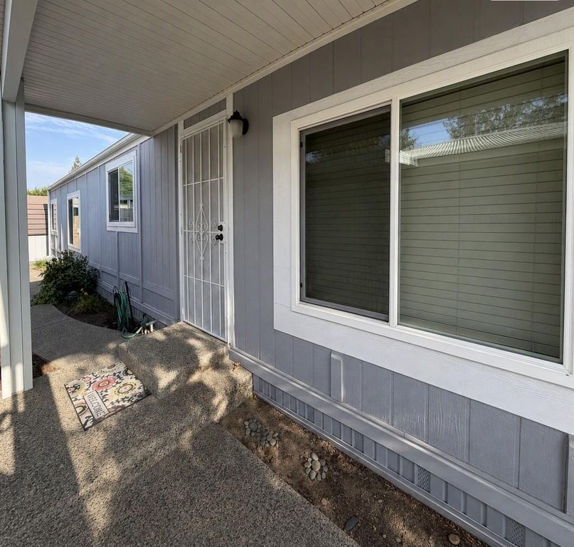 Image 2 of property listing at 8701 N Highway 41 # 50, Fresno, CA 93720