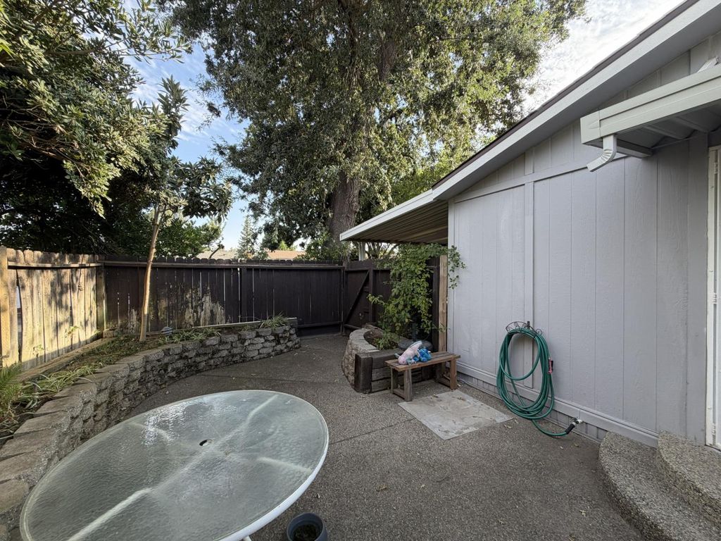 Image 22 of property listing at 8701 N Highway 41 # 50, Fresno, CA 93720