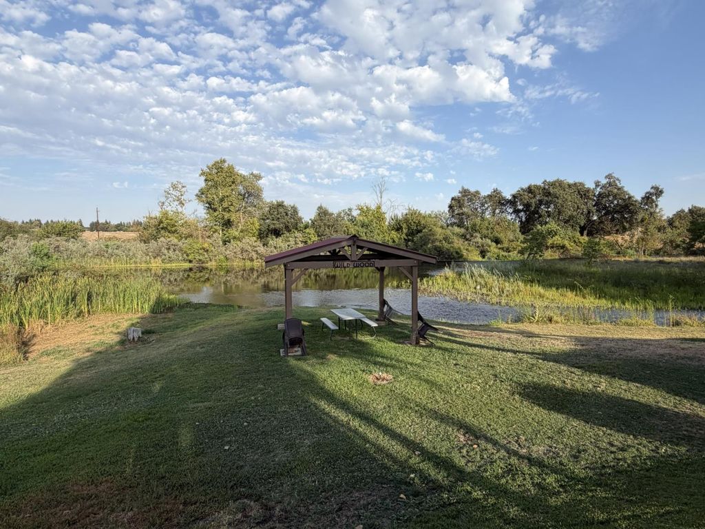 Image 29 of property listing at 8701 N Highway 41 # 50, Fresno, CA 93720