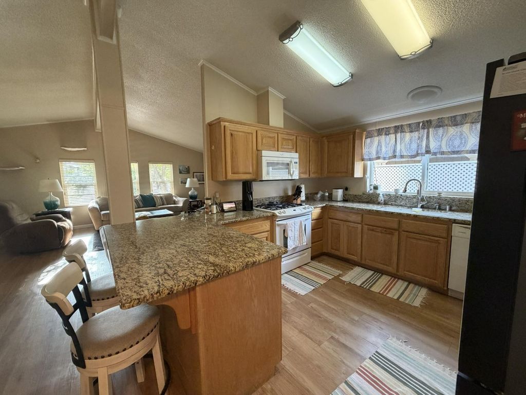 Image 9 of property listing at 8701 N Highway 41 # 50, Fresno, CA 93720