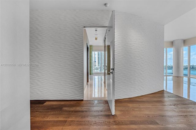 900 Brickell Key Boulevard 1002, Miami, FL 33131