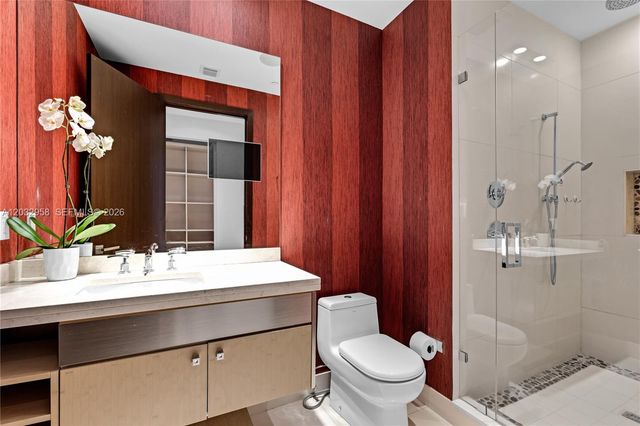 900 Brickell Key Boulevard 1002, Miami, FL 33131