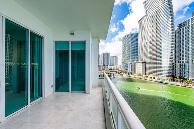 900 Brickell Key Boulevard 1002, Miami, FL 33131